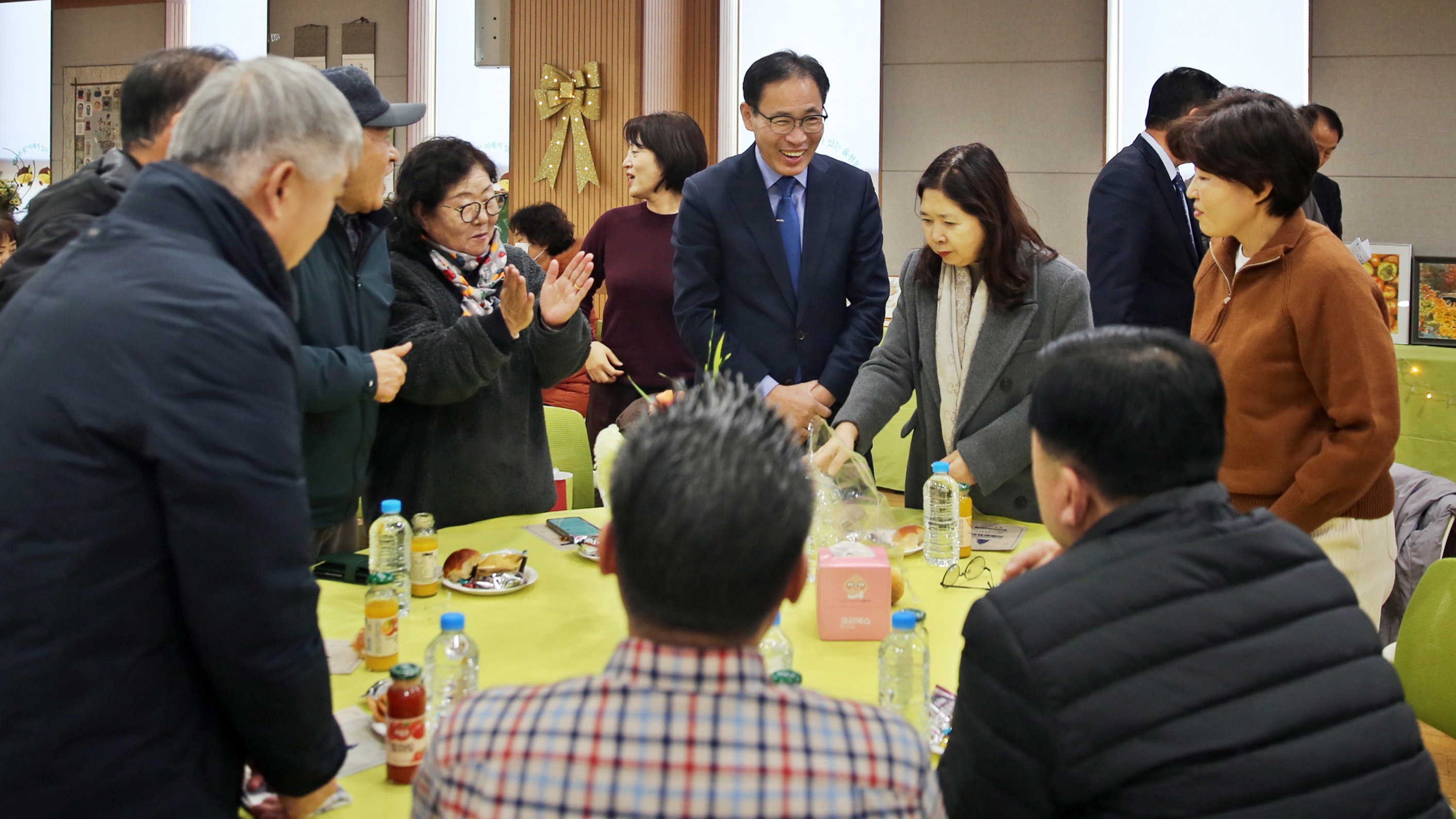 율천동 주민자치센터 작품발표회6번 사진